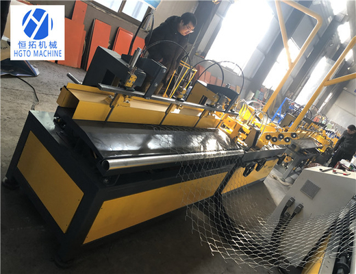 Diamond Mesh Making Chain Link Fence Machine For Highway Shockproof 220v